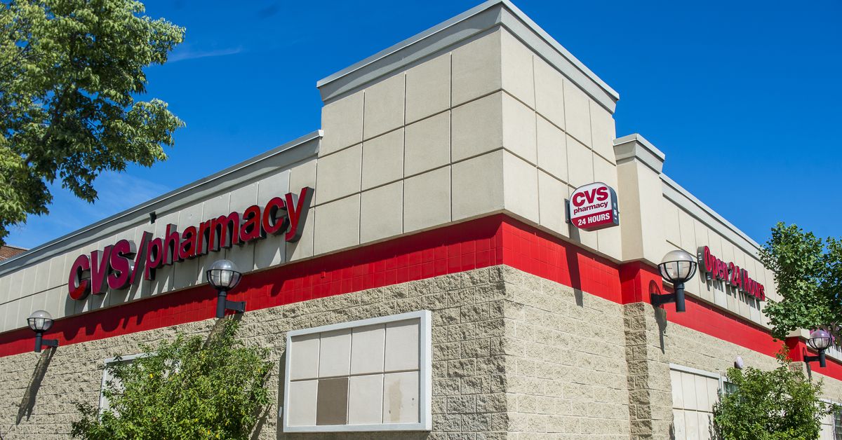 List of national retail chains requiring face masks keeps
expanding 1