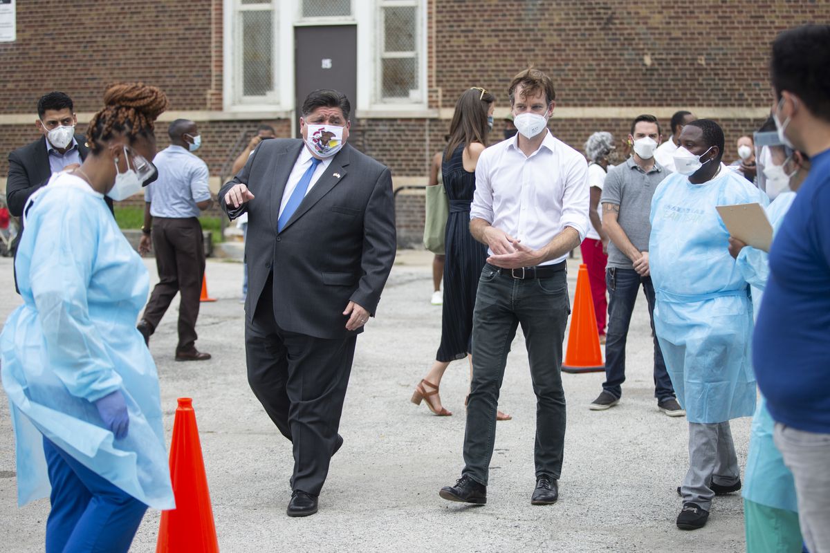 State sees biggest daily spike in COVID-19 cases in a month
as Pritzker beefs up mobile testing sites 1