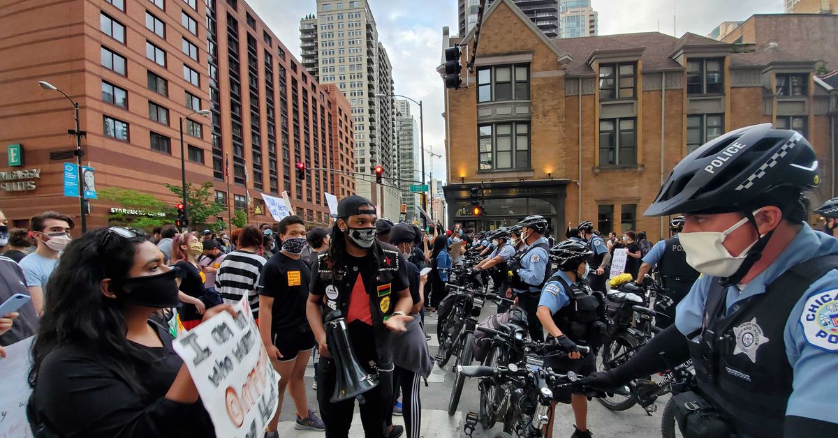 Record number of complaints filed against Chicago police
during George Floyd protests 1