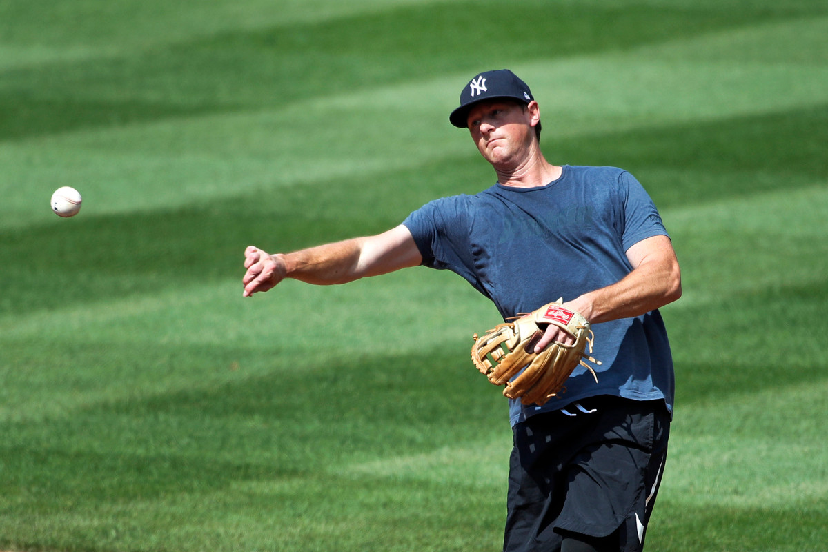 Yankees’ DJ LeMahieu active but not starting on Opening
Day 1