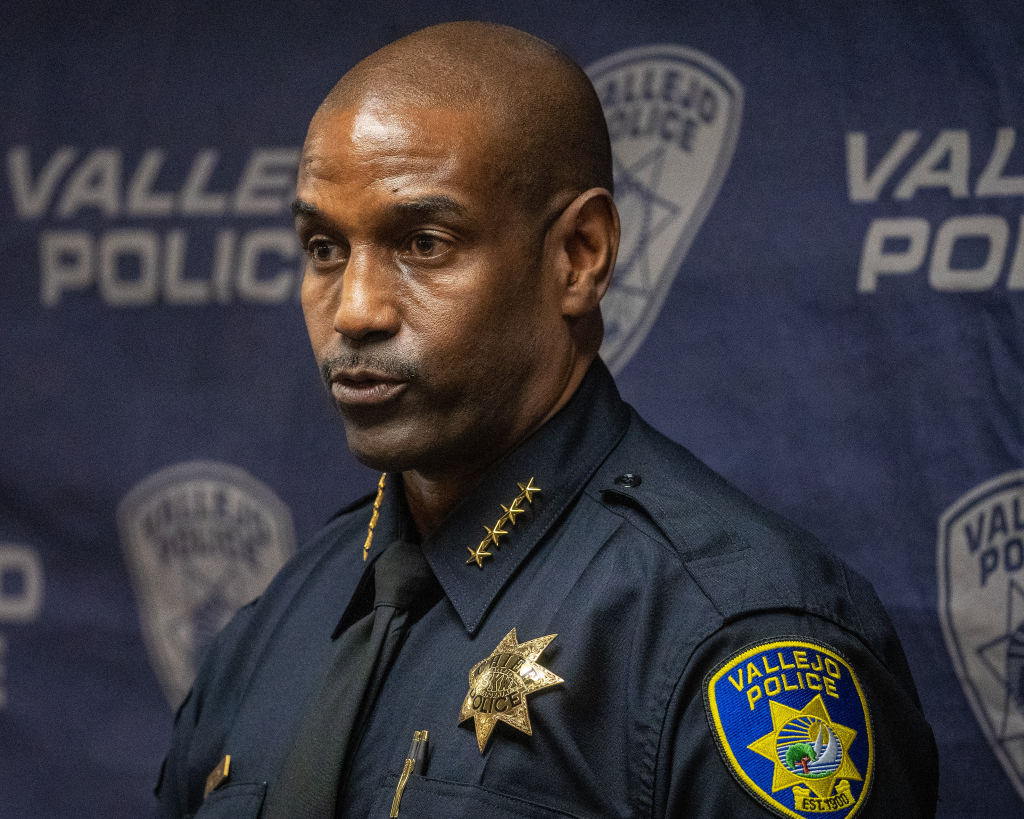 Vallejo police chief starts third-party investigation into
report officers bent badges to mark kills 1
