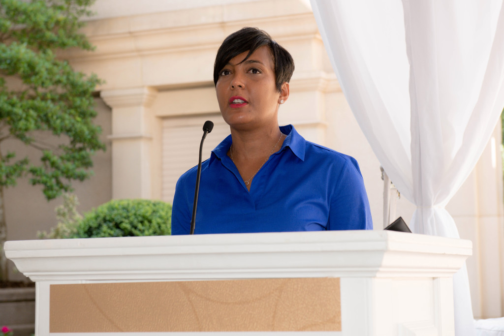 Atlanta mayor says she tested positive for
coronavirus 1