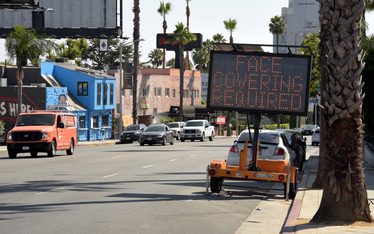 California smashes its daily coronavirus record with over
8,000 confirmed cases 1