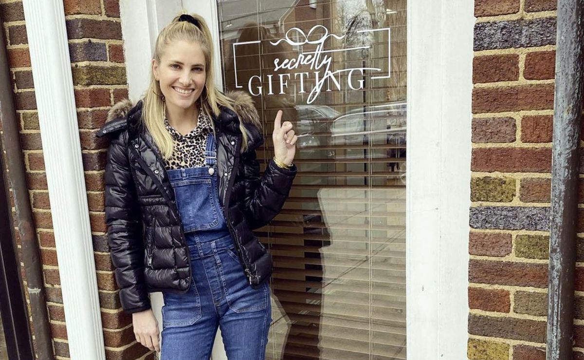 Infected socialite Ashley Taylor Bronczek apologizes for
putting party guests at COVID-19 risk 1