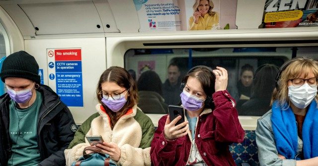 Dr. Fauci: 'We Don't Know' How Less Likely People Are to
Transmit Coronavirus When Wearing a Mask 1 Dr. Fauci: 'We Don't Know' How Less Likely People Are to
Transmit Coronavirus When Wearing a Mask 1