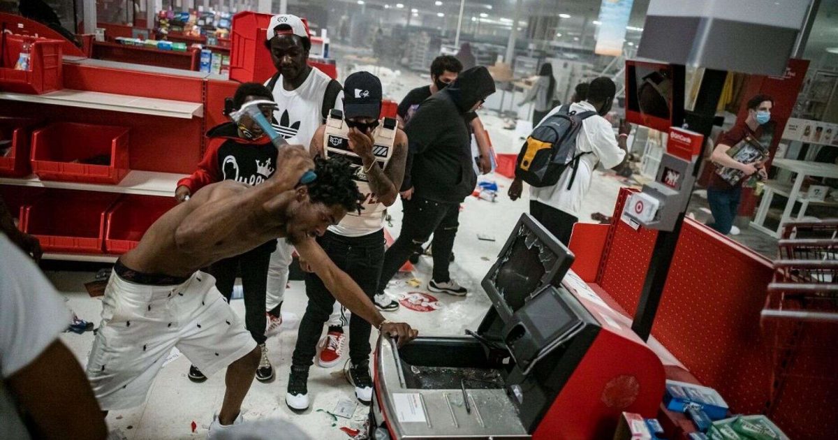 Minnesota Governor Asking President Trump to Declare Riots a
Federal Disaster In Hope of Receiving Bailout Funds 1