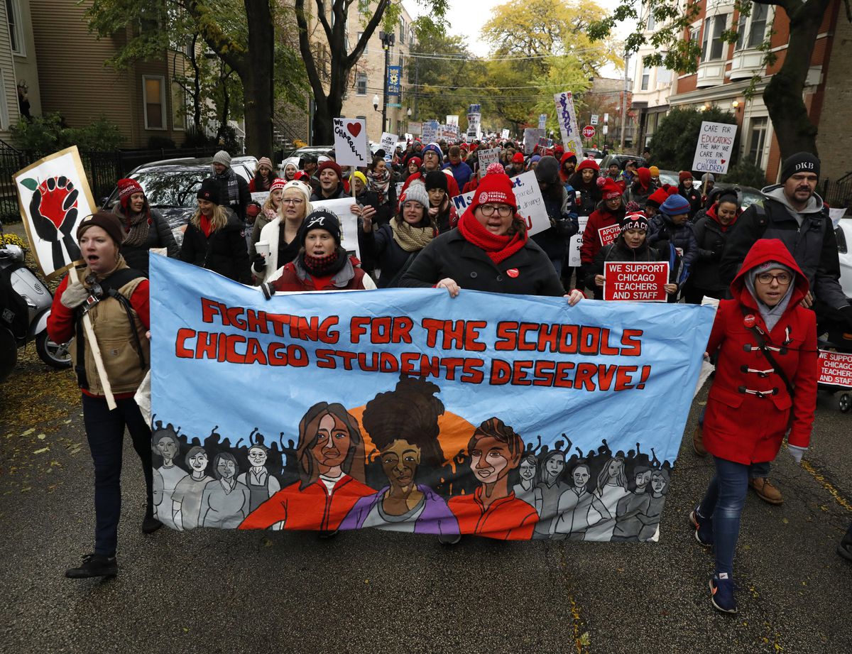 Will Chicago teachers strike —again — if CPS schools reopen
this fall? Union officials remain mum so far. 1