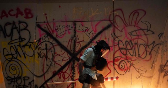 L.A. Mayor Eric Garcetti Backs Rioters in Portland: 'The
Best of Our Democratic Ideals' 1