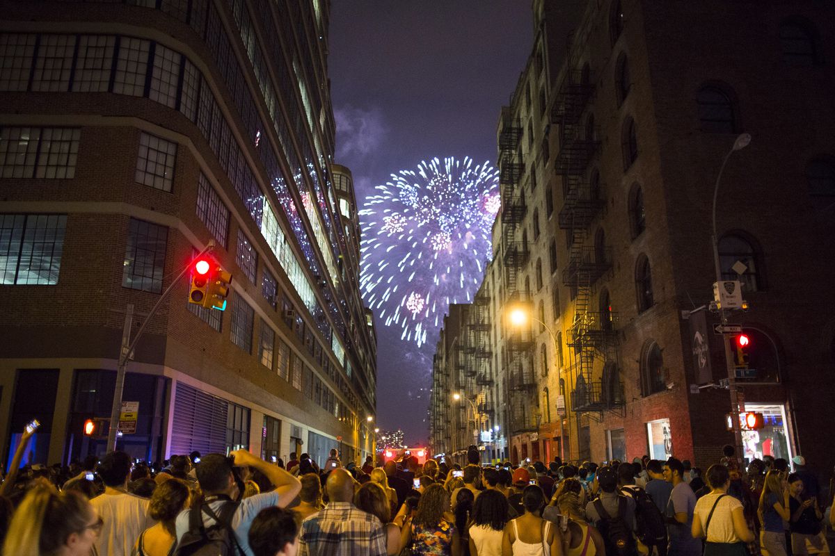 ‘Perfect storm’ of coronavirus infections could be brewing
for 4th of July weekend 1 ‘Perfect storm’ of coronavirus infections could be brewing
for 4th of July weekend 1