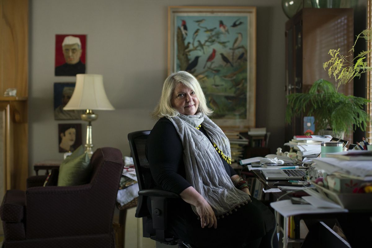 ‘I see a disaster in the making.’ Professors slam reopening
plans at Illinois colleges amid COVID-19 crisis, prompting some
schools to reverse course. 1