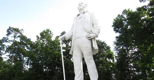 Some Threaten ‘Lethal Force’ to Protect Texas Monument amid
Rumors of BLM Protest 1