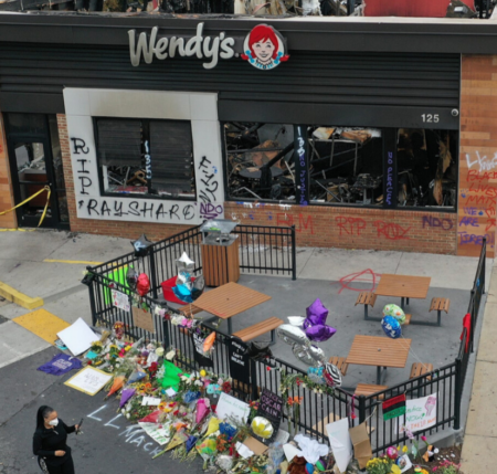 Report: Rayshard Brooks memorial, protesters cleared from
Wendy’s site 1
