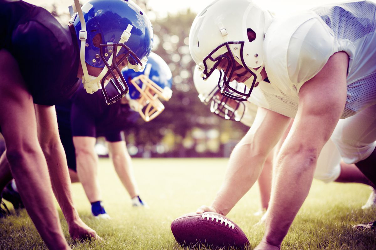 High schools nationwide ask athletes to sign coronavirus
waivers in case they die 1 High schools nationwide ask athletes to sign coronavirus
waivers in case they die 1