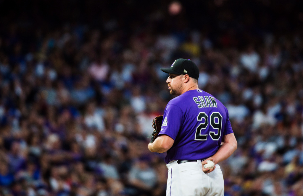 Mariners sign Bryan Shaw, place Tom Murphy on IL ahead of
opener 1