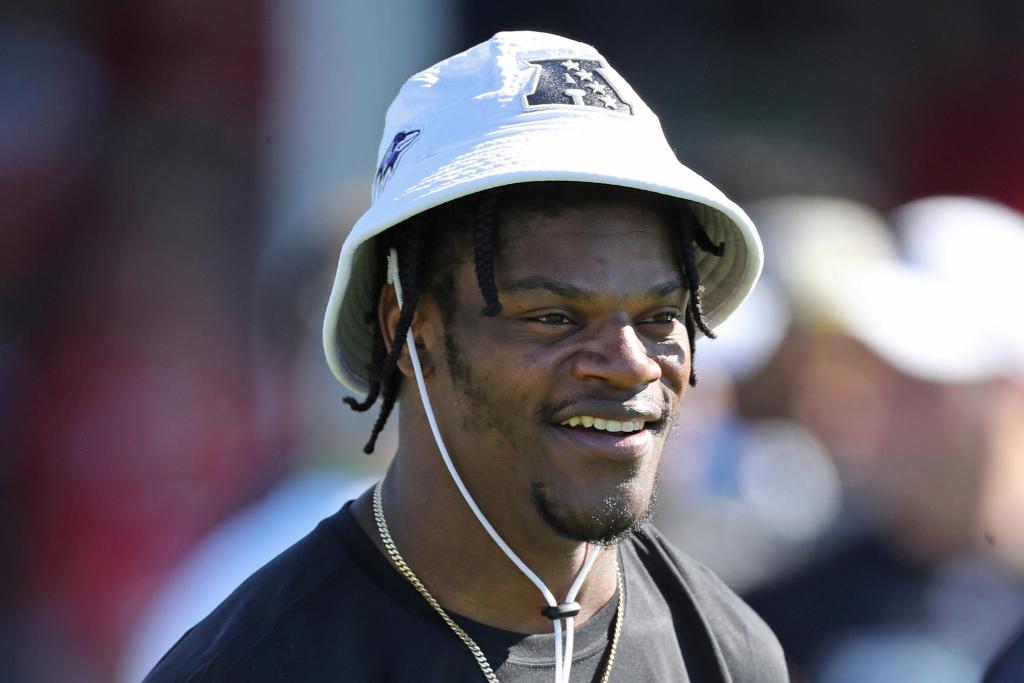 Ravens quarterback Lamar Jackson to hold Florida social
event amid coronavirus 1