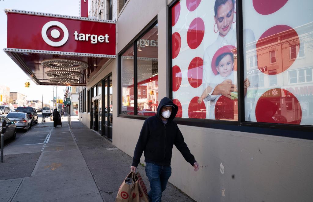 List of national retail chains requiring masks is
growing 1