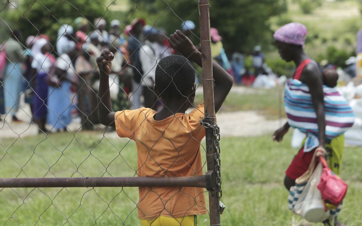 Coronavirus-linked hunger could lead to 10,000 child deaths
every month, UNICEF warns 1 Coronavirus-linked hunger could lead to 10,000 child deaths
every month, UNICEF warns 1