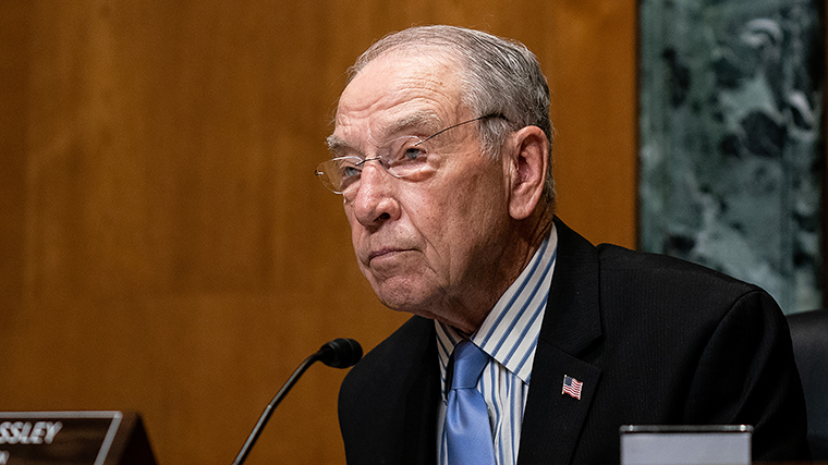 Oldest GOP senator says he won't attend RNC due to Covid-19
concerns 1