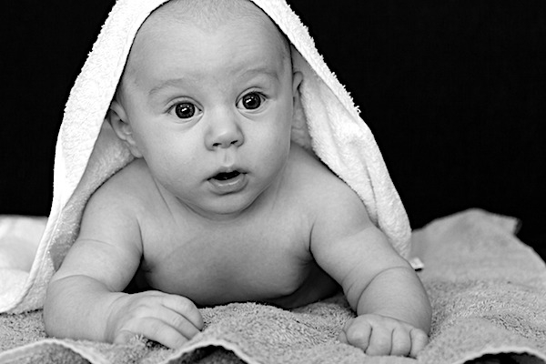 'Sudden surge' in coronavirus in infants is false, official
says 1
