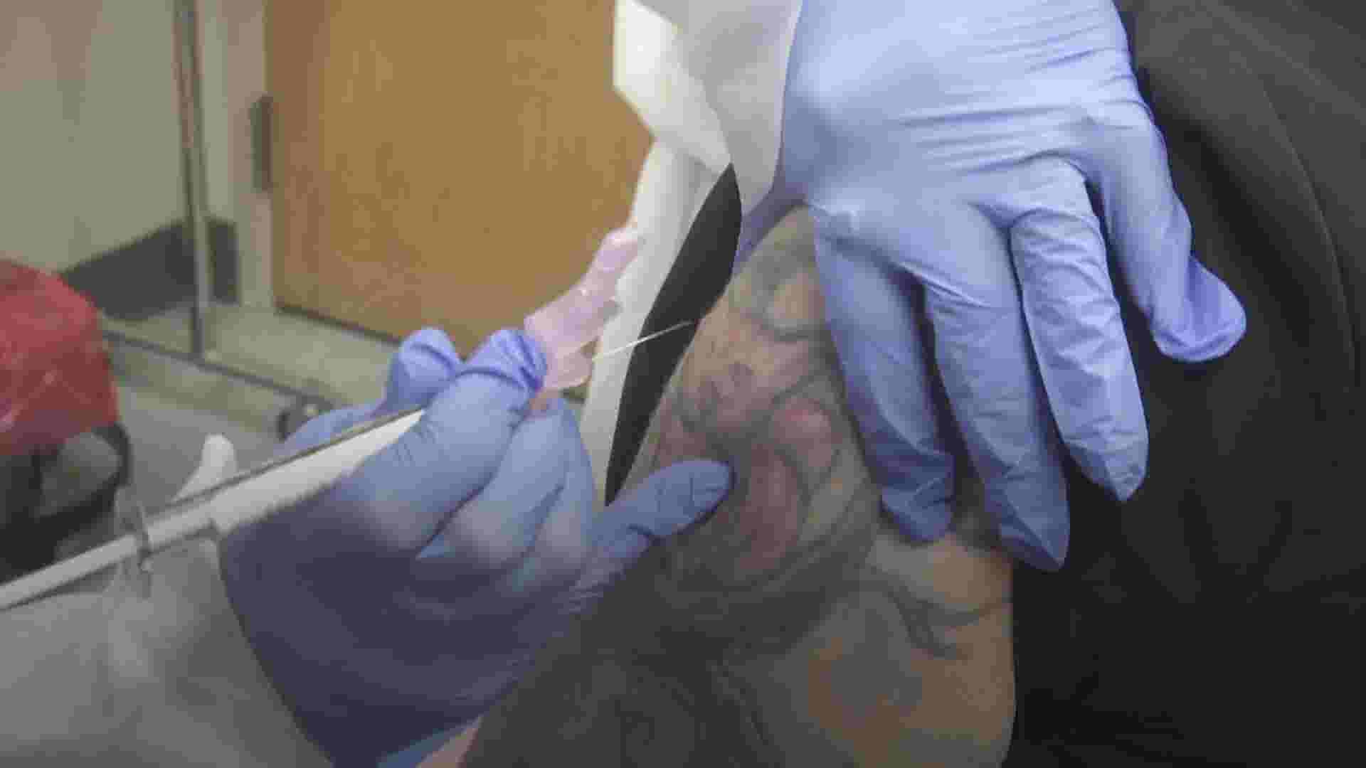 Largest COVID-19 vaccine study underway in US 1