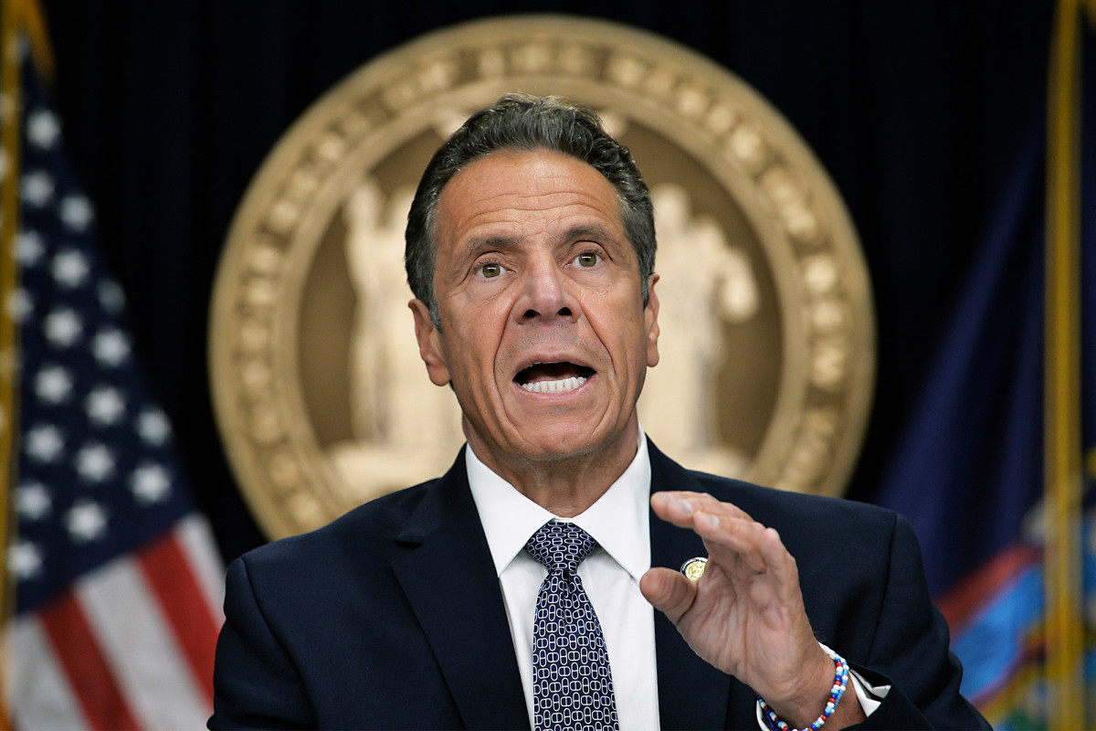 New York reports 918 new coronavirus infections, its highest
total since mid-June 1