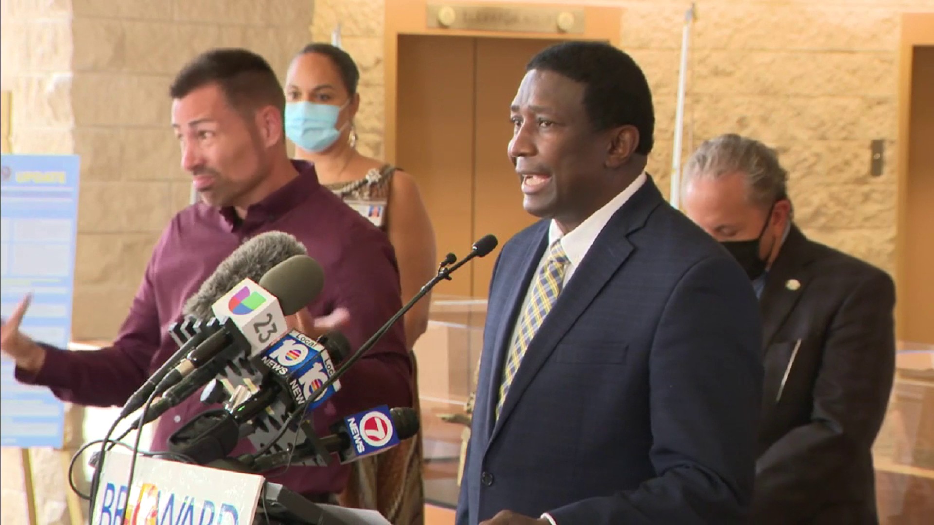 WATCH: Protests and Arrest As Broward Mayor Sets SCAMDEMIC
Rule For People’s HOMES 1