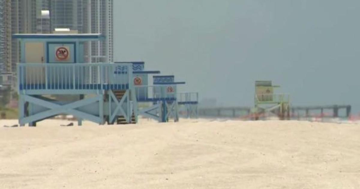 Americans stay home for July 4 weekend as coronavirus cases
skyrocket 1