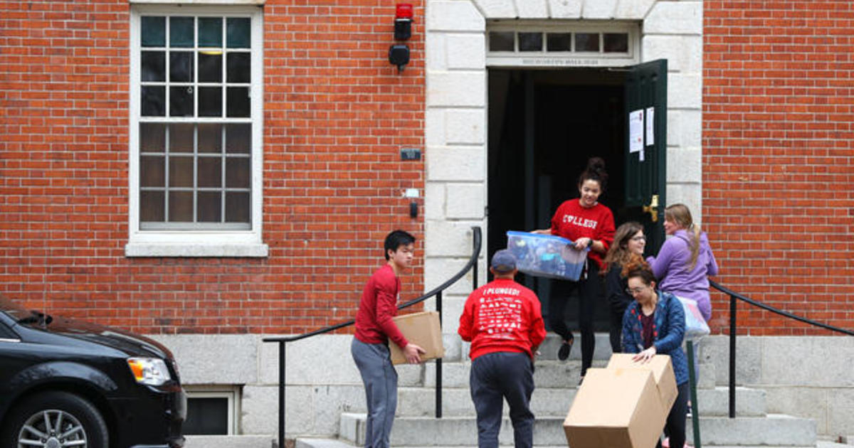 The hidden cost of delaying college during the coronavirus
pandemic 1