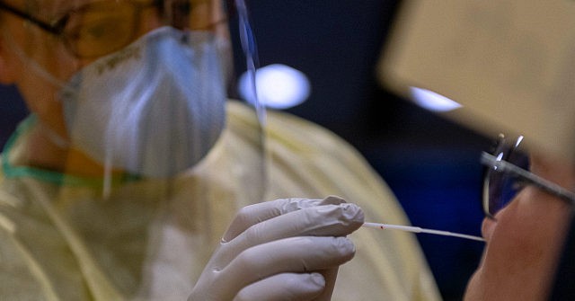 Syracuse U. Pauses Campus Activities After Spike in Positive
Coronavirus Tests 1