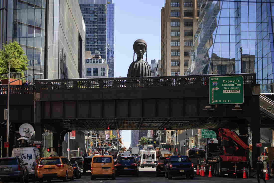 New York City's High Line Reopens In A Potential Boost To
Local Business 1
