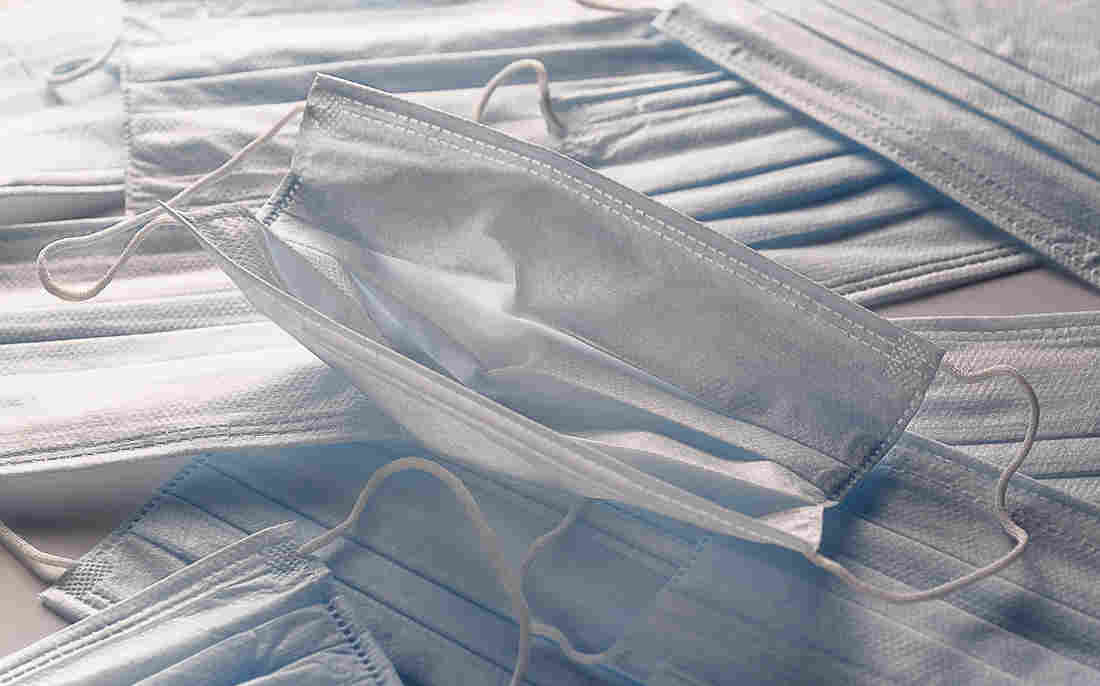 'Meaningless' FDA Certificates Are Used To Tout Dubious Face
Masks 1