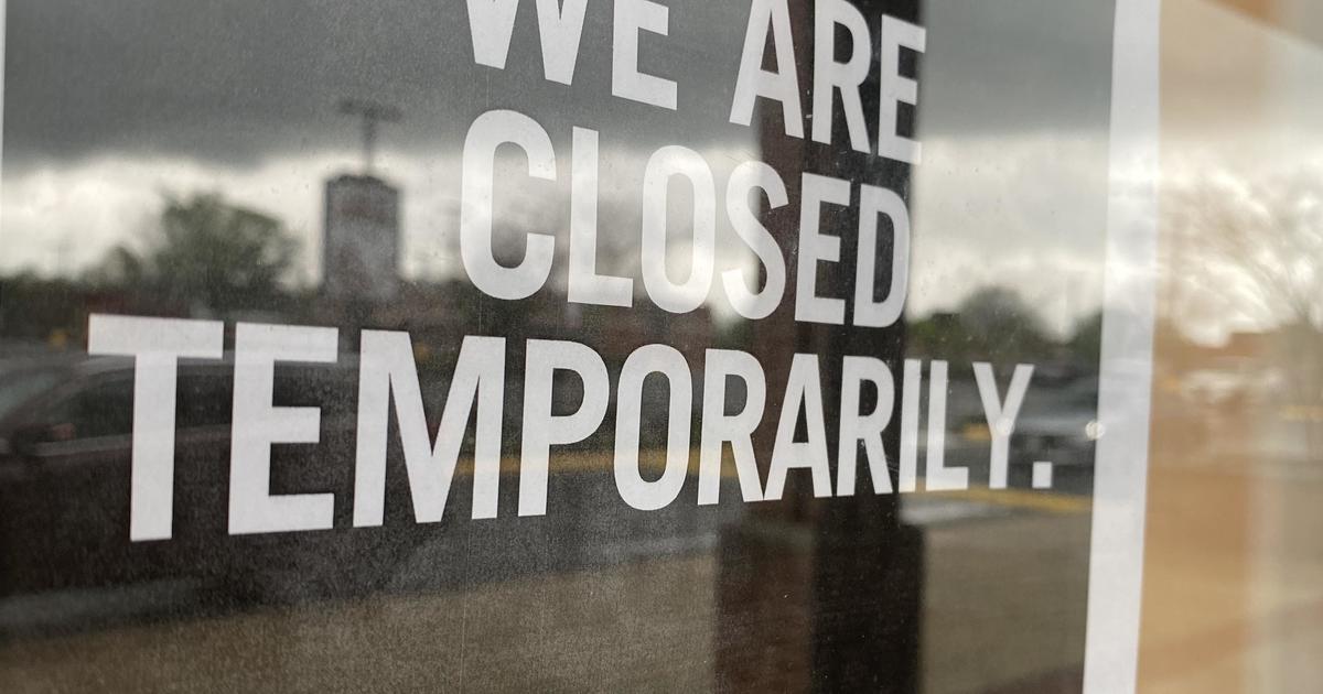 Rising coronavirus cases threaten U.S. economic
rebound 1