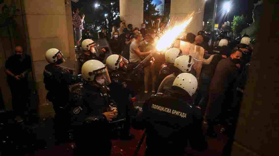 Serbia Seems To Relent On Coronavirus Curfew After Violence
Erupts In Belgrade 1