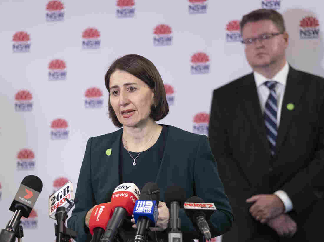 Australian State Orders 'No Dancing, No Singing, No
Mingling' To Halt COVID-19 1