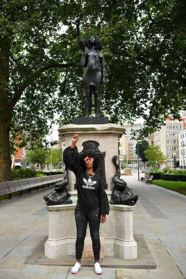 Statue of slave trader replaced with one of BLM
protester 1