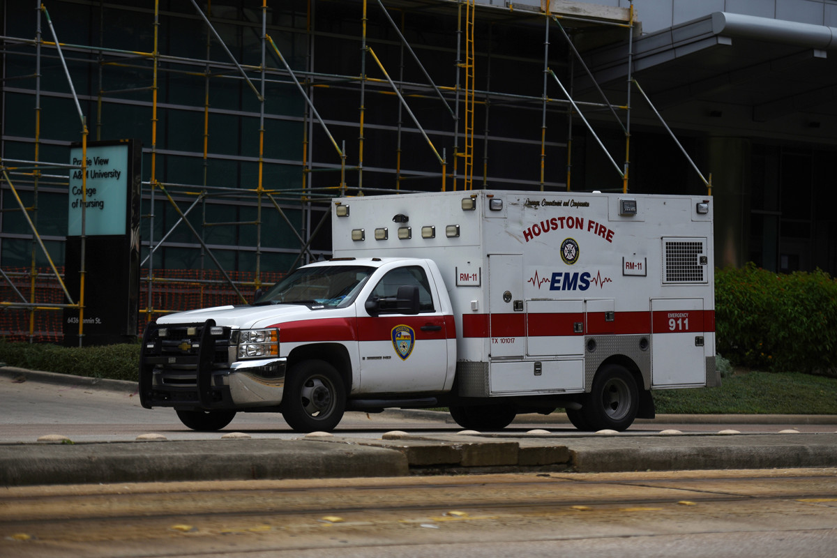 Houston hospitals forced to transfer patients out of city as
COVID-19 cases soar 1