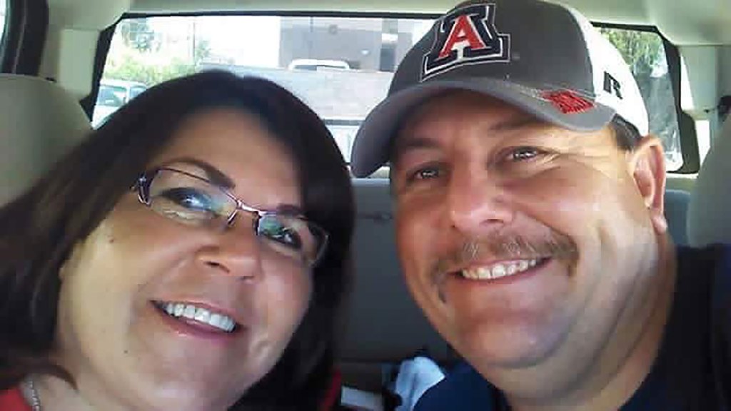 Three Arizona teachers who shared a classroom got
coronavirus. One of them died 1