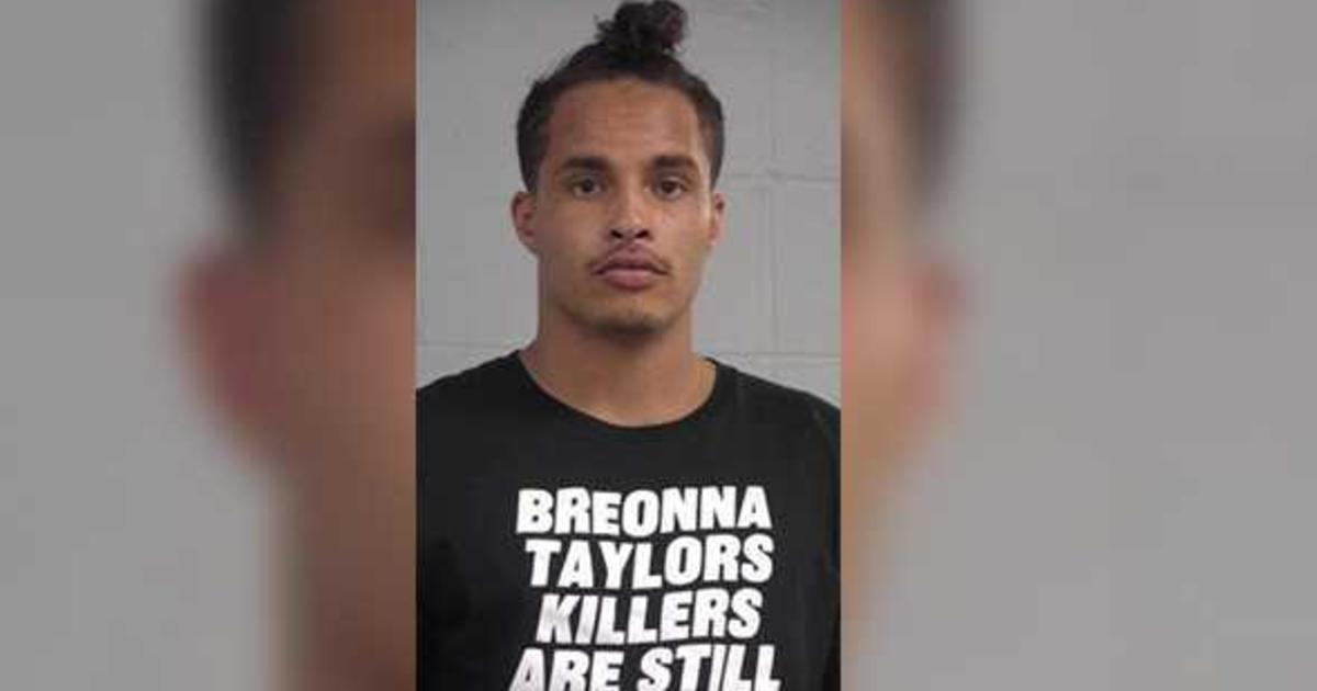 NFL player Kenny Stills arrested at protest for Breonna
Taylor 1