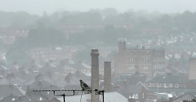 UK: MP Links Leicester 'Modern Slavery' Sweatshops to
Coronavirus Outbreaks 1