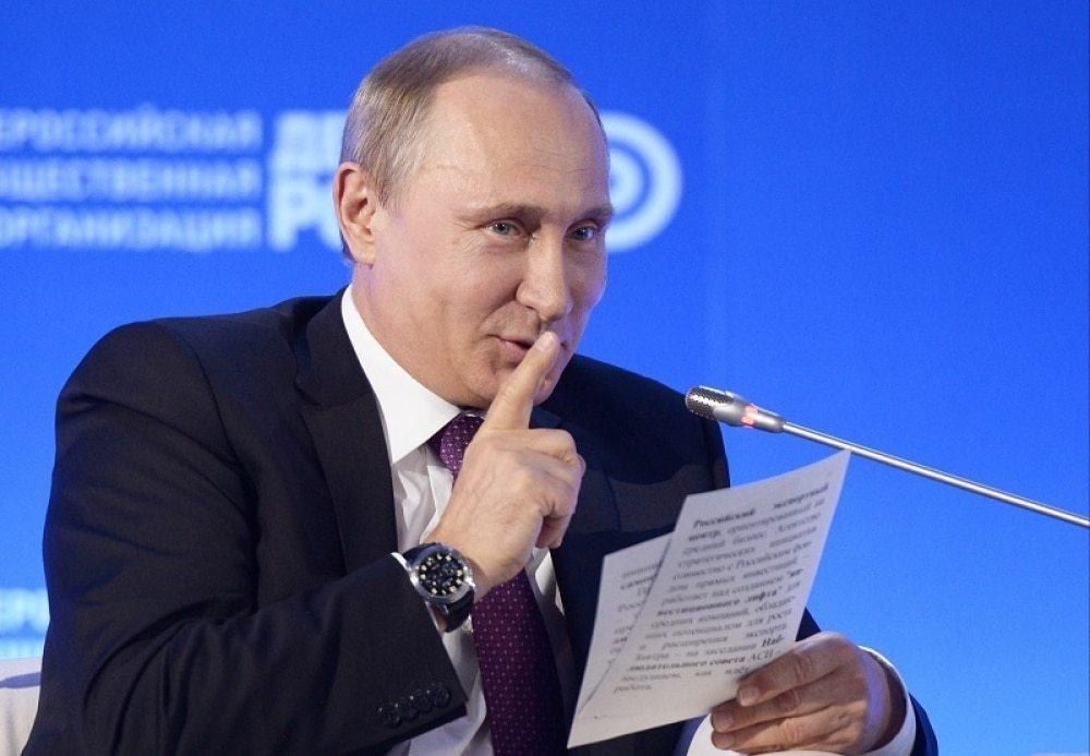 "Putin Hacked Our Coronavirus Vaccine" Is The Dumbest Story
Yet 1