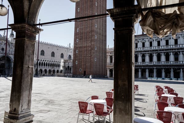 Venice Film Festival to Return With Masks and Without
Blockbusters 1