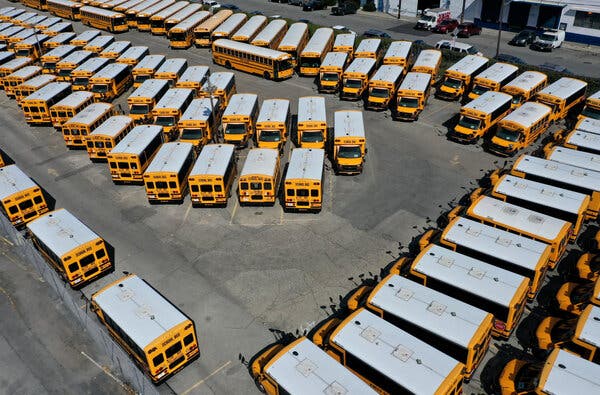 Coronavirus Live Updates: Newsom Announces Rules Forcing
Most California Schools to Start Remotely 1