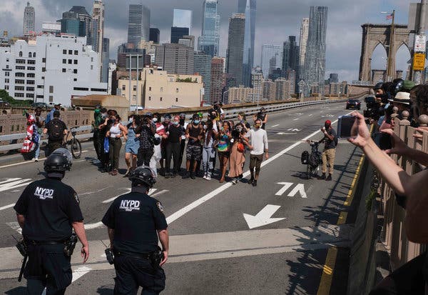 Top N.Y.P.D. Chief Injured While Making Arrest at a
Protest 1