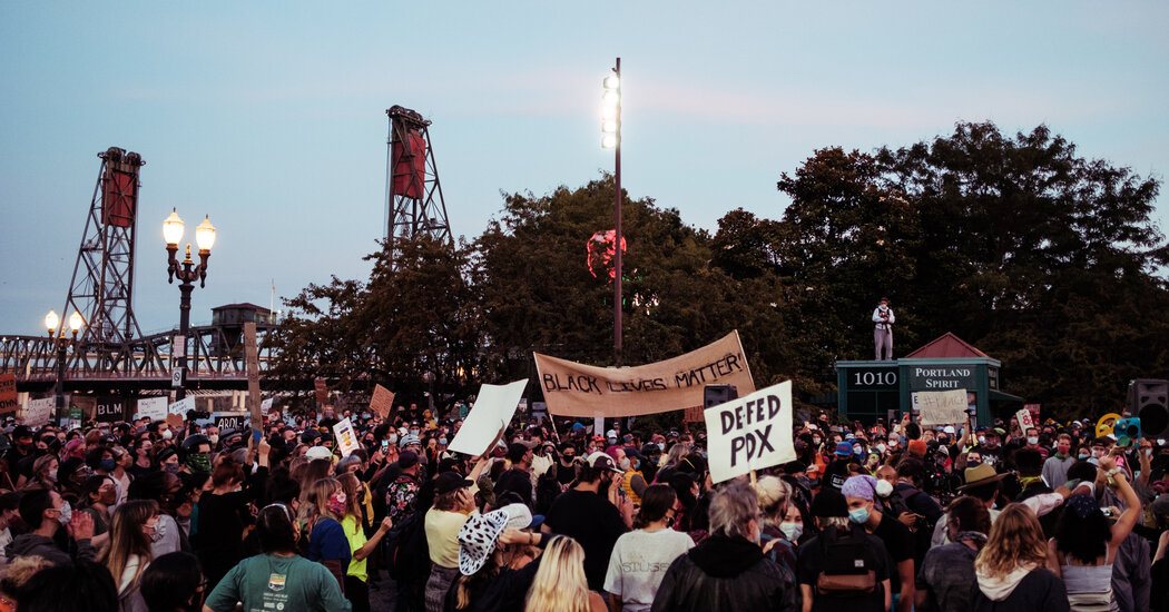 A ‘Wall of Vets’ Joins the Front Lines of Portland
Protests 1 A ‘Wall of Vets’ Joins the Front Lines of Portland
Protests 1