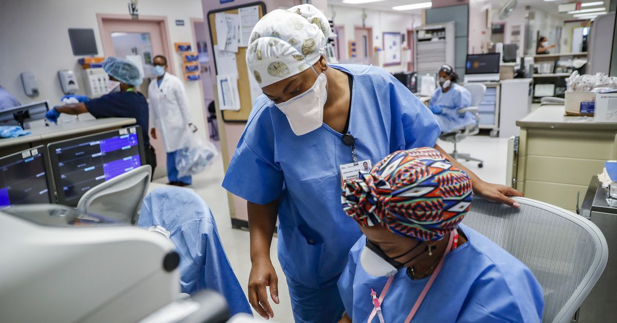 As coronavirus rages in US, New York guards against another
rise 1