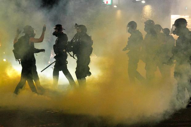 7 Portland protesters accused of defacing courthouse,
assaulting feds 1