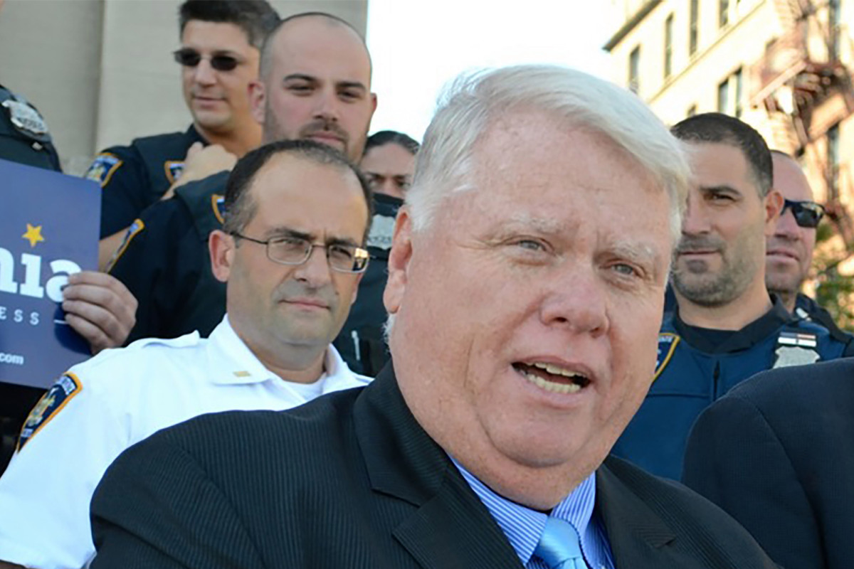 NY court officers’ union sues for failing to protect members
from COVID-19 1