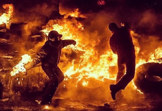 Now Americans Are Rioting Over Mini-Golf And Bagels 1