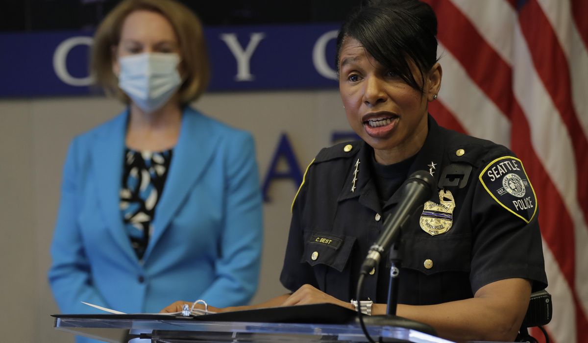 Federal judge blocks Seattle's ban on crowd-control tools as
city braces for protests 1