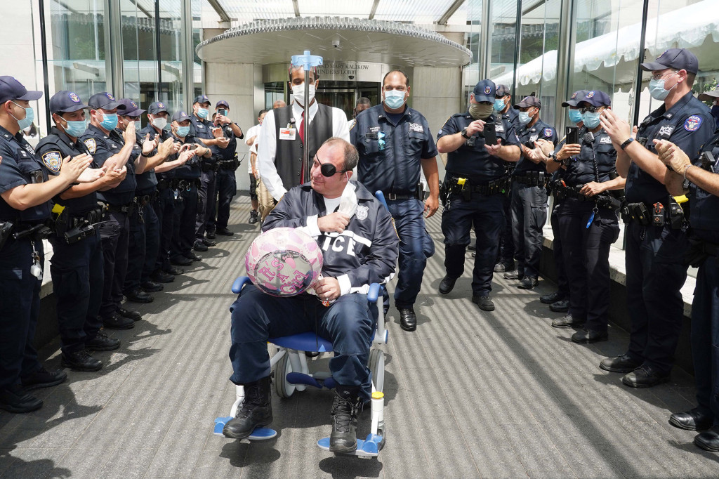 NYPD Lt. Richard Mack released from hospital after violent
protest attack 1